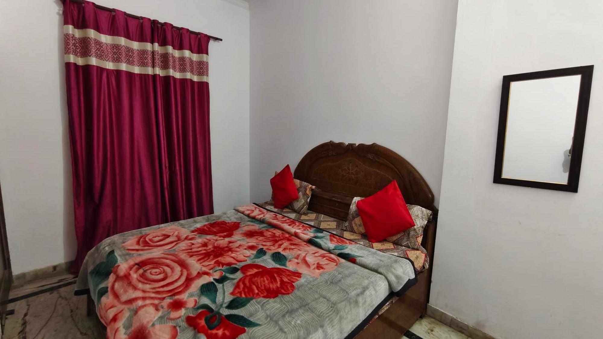Rajdhani Guest House Faridabad Ngoại thất bức ảnh